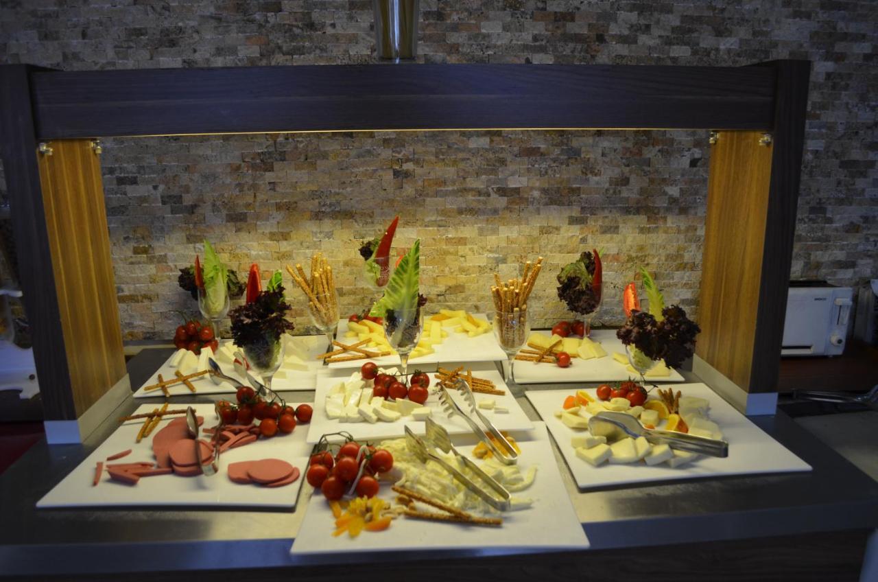Ayvalik Palas Hotel Экстерьер фото